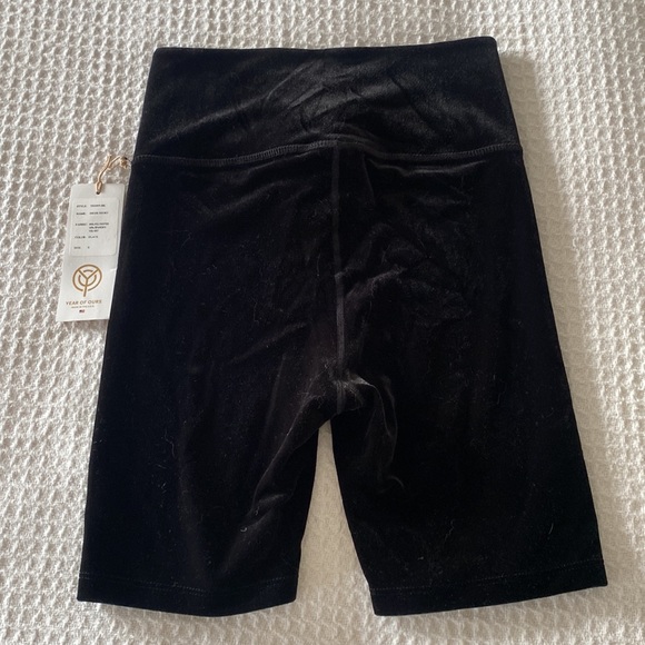 Year of Ours Black Velvet Football Laceup Short. New with Tags! - Picture 2 of 2